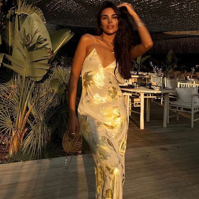 Μεγέθους XL Σεξυφόρο Φόρεμα Μόδας Σεξυφόρο Φόρεμα Χωρίς Πίσω